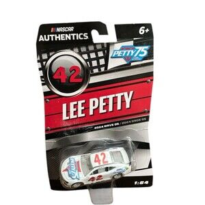 Nascar Authentics Petty 75 Years 2024 WAVE 5 #42 Lee Petty Scale 1:64